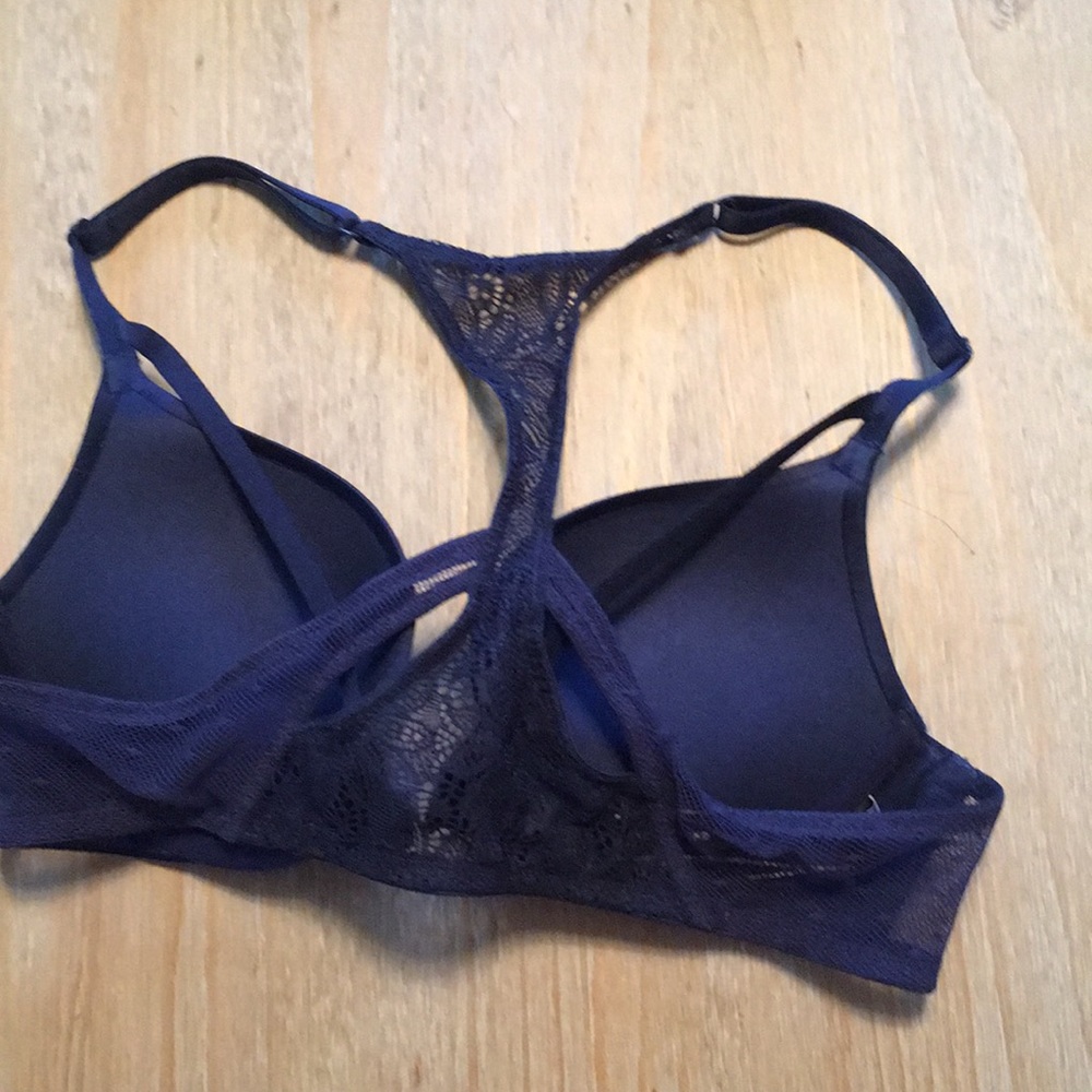 Bra - Picture 2 of 4